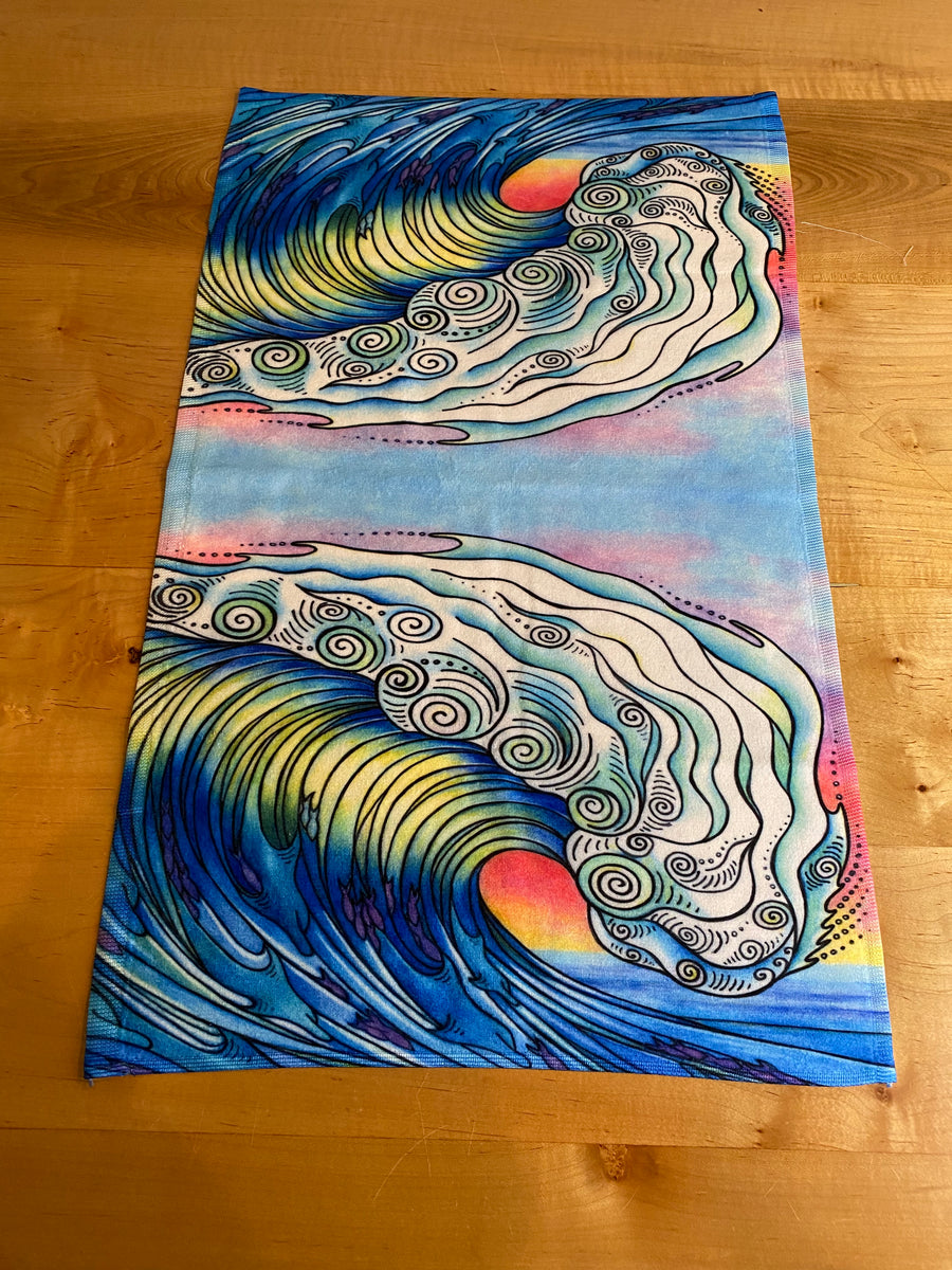 The Wave Hand Towel